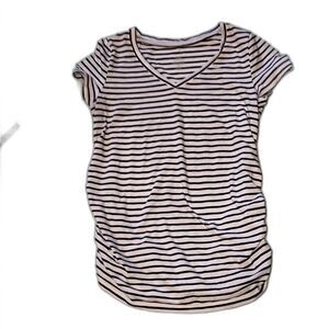 Sonoma maternity top size S ruched sides, stretchy 60% cotton 40% Polyester EUC